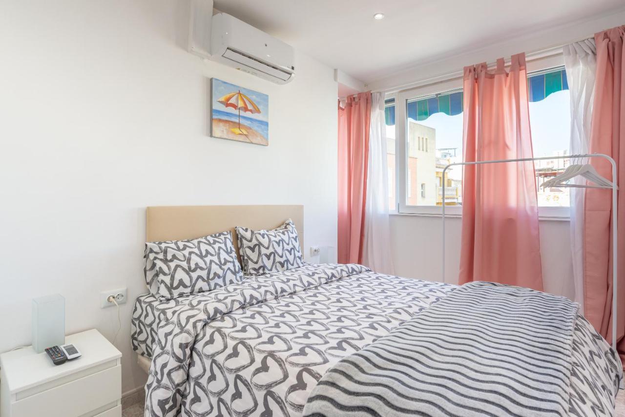 Rooms Breeze & Sun Malaga Exterior photo